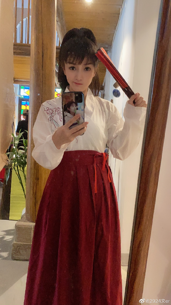 000坦承打不过文儿，输好几次了