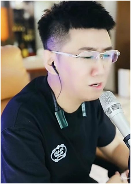 愿意豪D，小浩变卖家产全部借大叔