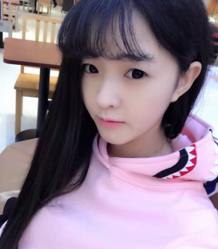 成年哥女助理太生猛，电公电母看傻眼！