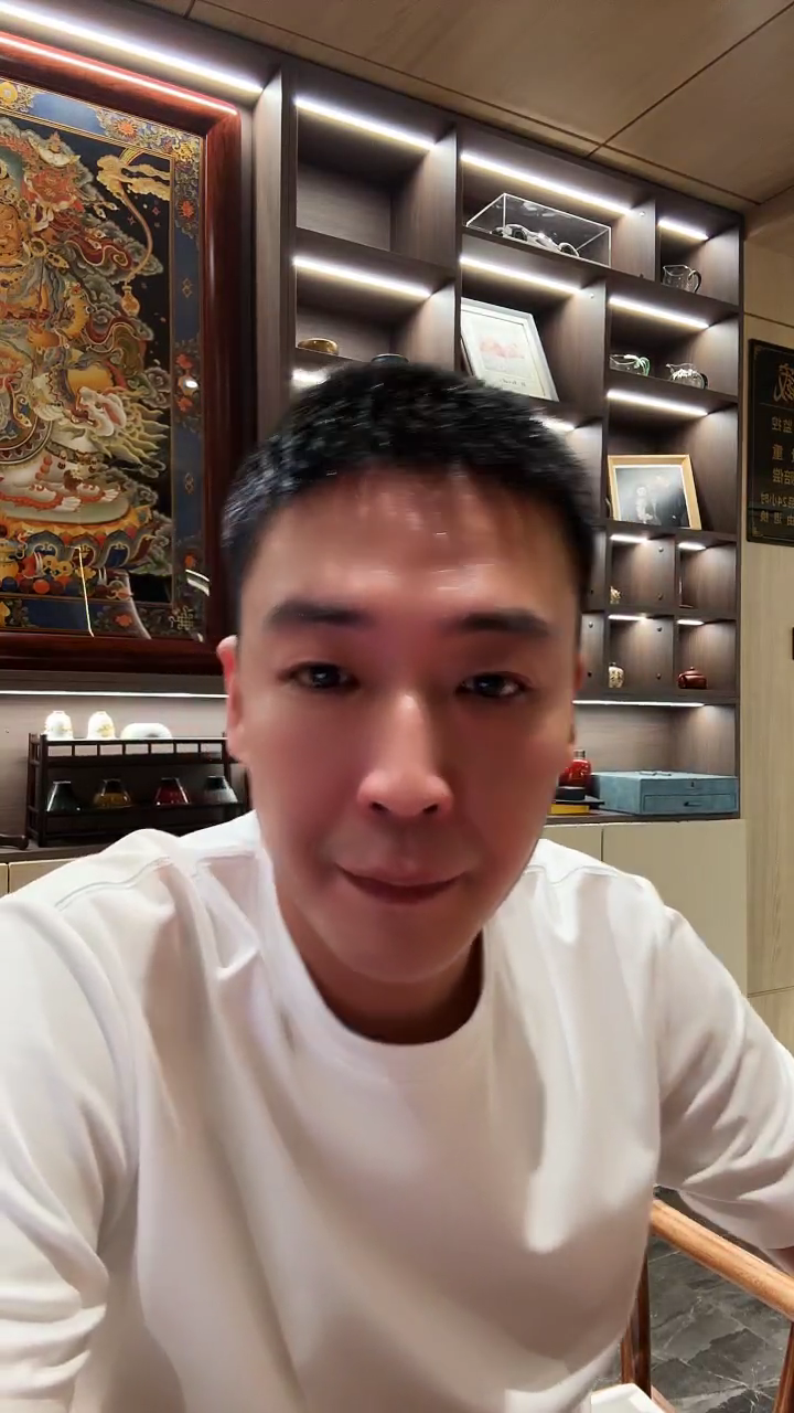 开业！刘一手展示文玩展柜