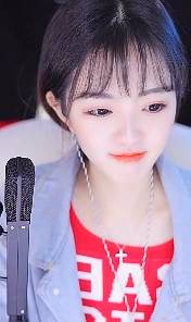 小小呵：有事冲我来，我心疼大哥