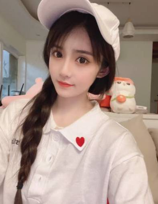 心哥不离不弃，颜可日常吃饱