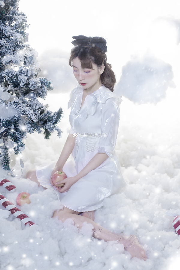 雪精灵！杨大爷写真，女神气质尽显