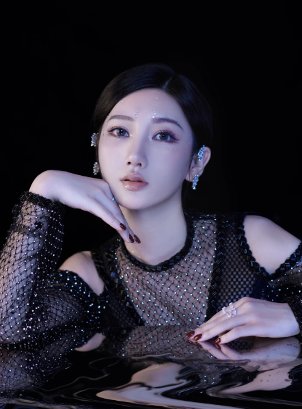结婚后，小猫咪给老公买的补品堆成山？
