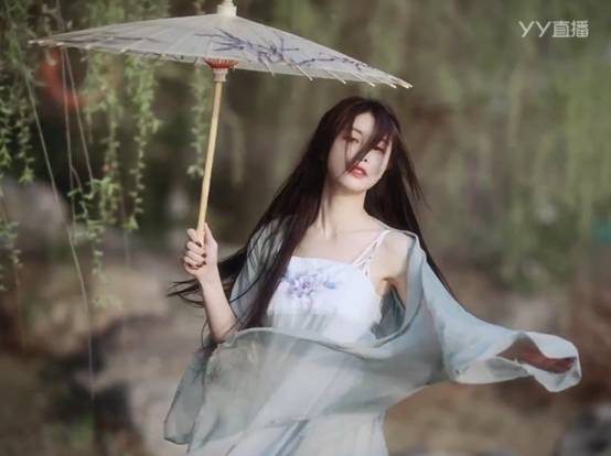 双重力挺！兰梦莎蝉联Top1？