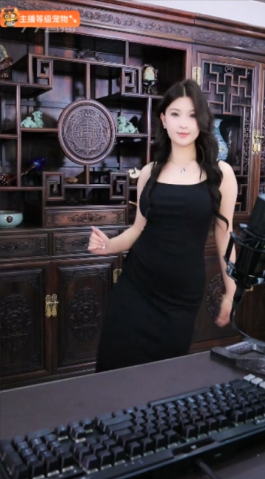 太卷了，大佛直播间舞蹈三连击！