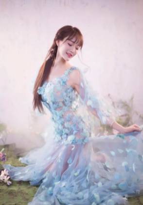 炸弹哥要再捧一个芮甜甜！