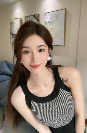 杰哥真神豪，月晰吃撑了！