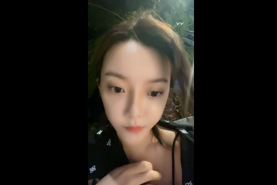 天生丽质！崔阿扎美丽无死角
