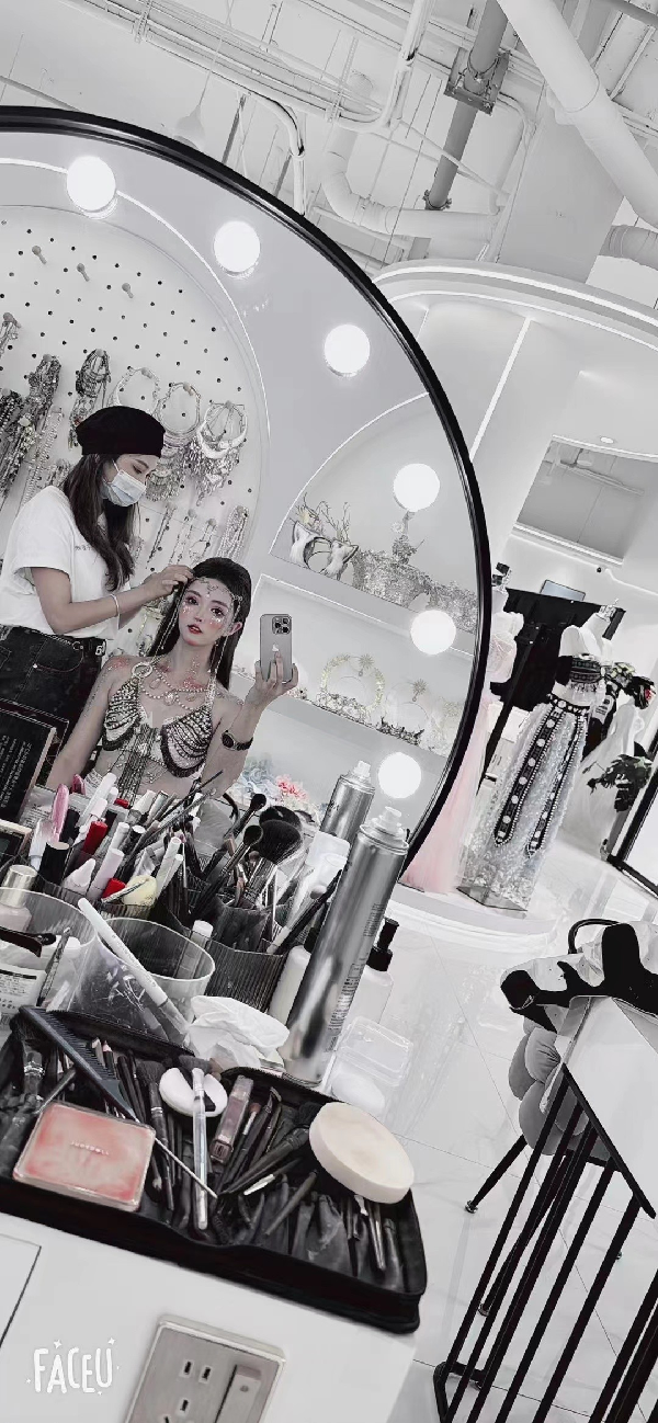 化身人鱼公主，小呵绝美照抢先看