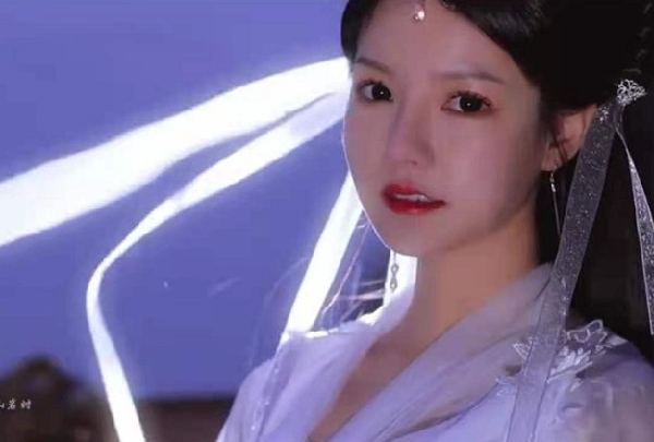 惊艳！惊艳！饭思思绝美古装写真