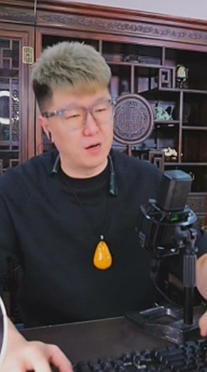 大佛花一千万买块手表？吓到淌汗！