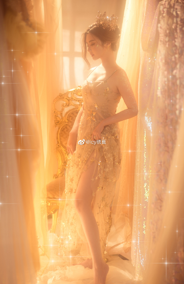 速看！晓夏绝美写真大片来袭