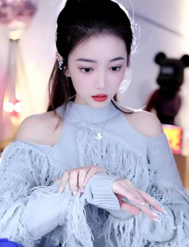 微凉三战头条，激战兰梦莎小毒液破百万