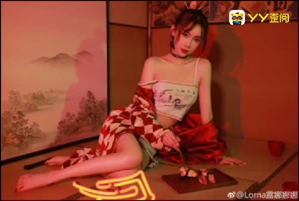 小露娜落泪退网，众咖现身安慰！
