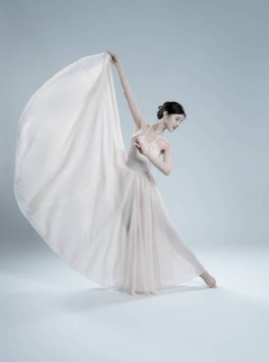 电母黑马多，晨一实力强