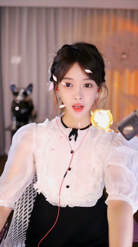 YY周刊：甜文典激战，佛头条厮杀