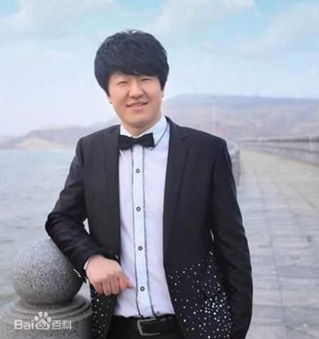 头条大佛选择小白龙？