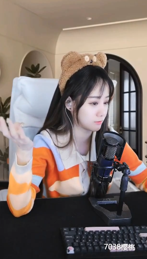 黑粉质疑神豪实力，樱桃当面怒怼