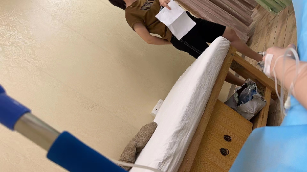 苏拉不给面子？微凉发圈吐槽！