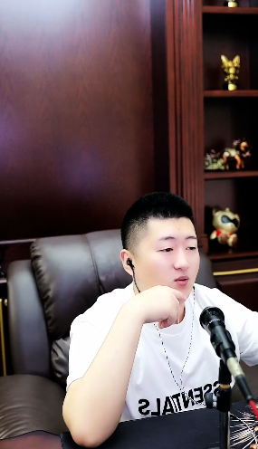 YY哪些主播收入下滑了？