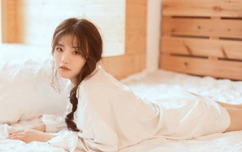 她成为晨一最强电母