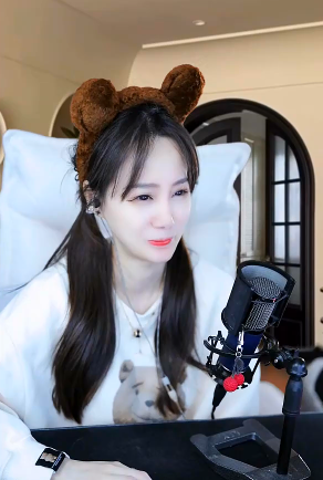 330万！小毒液激战百万锹