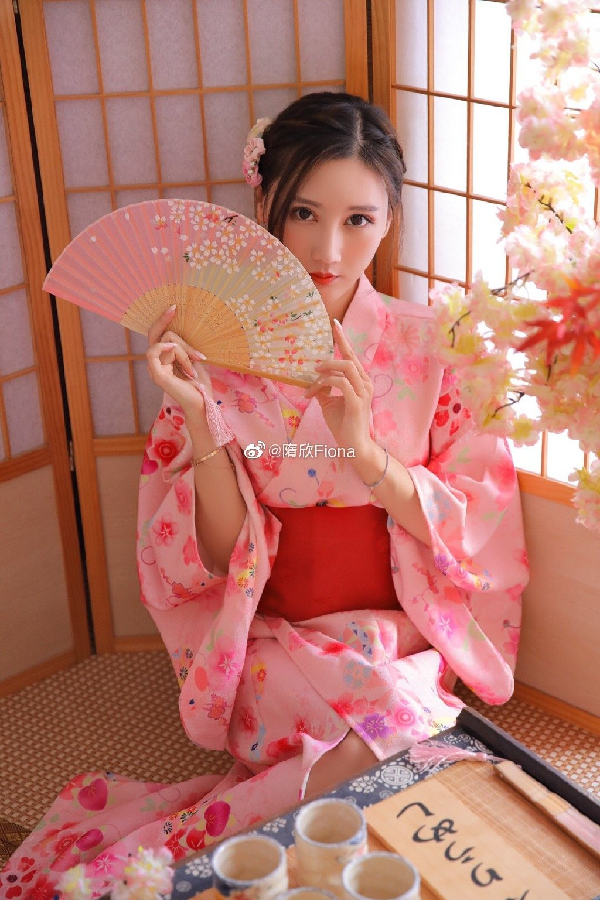 绝代佳人！小猫咪绝美写真