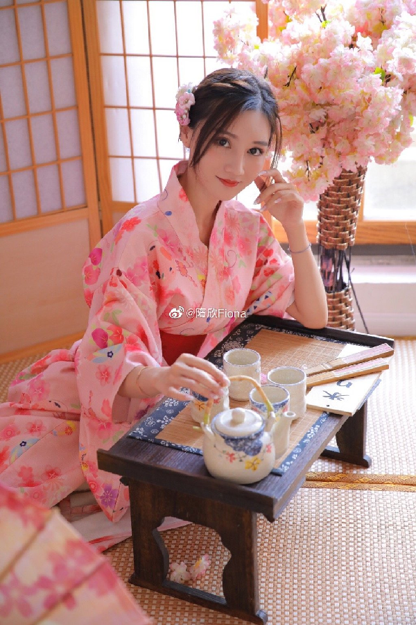 绝代佳人！小猫咪绝美写真