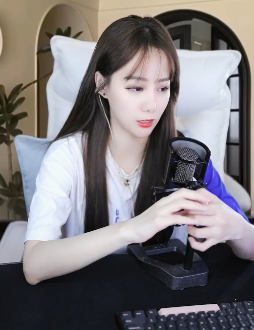 樱桃谈主播发展，全靠主播圈子