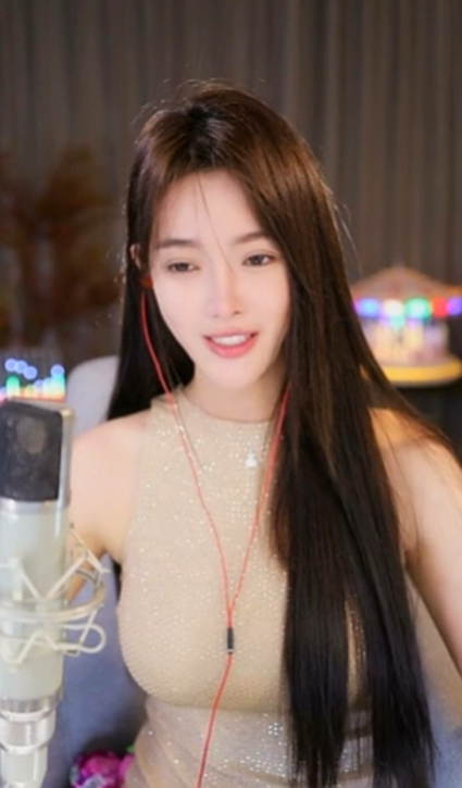 超有钱还长得帅，为何芮甜甜与前夫离婚？