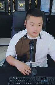 老李曝菲菲，卡也被冻了