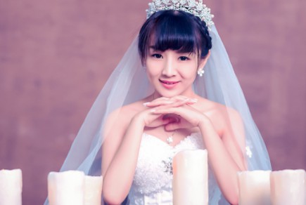 文儿：钱够花就行，不便宜别人