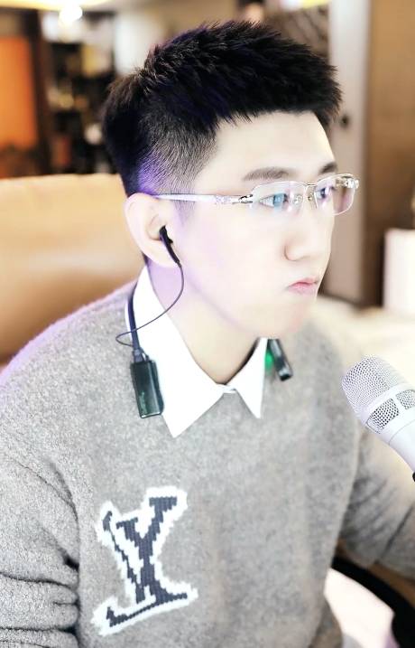 鱼闪闪一战冲天，女歌组百花争艳