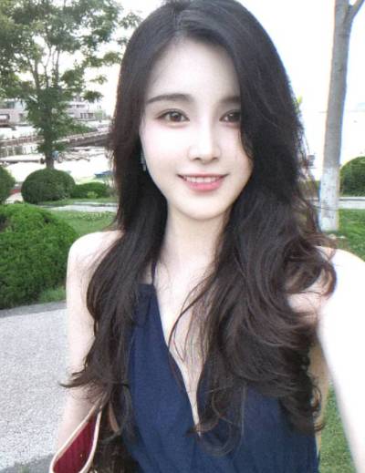 李夏梦依旧是晨一实力电母