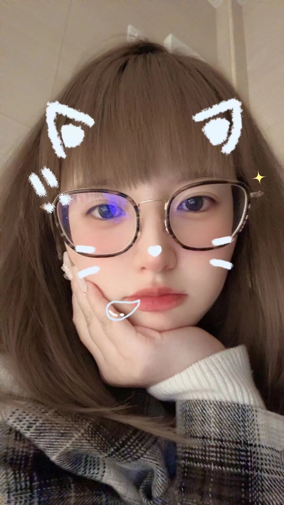 过年三件套齐全，囧囧丸回家过年！