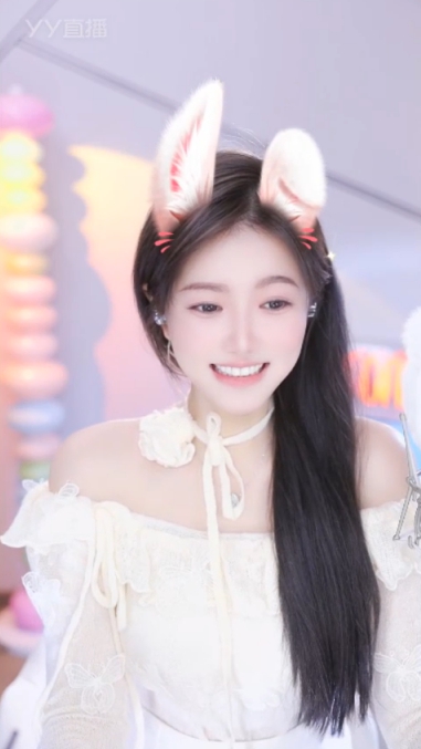 牛姐期待见微凉，近距离看美女