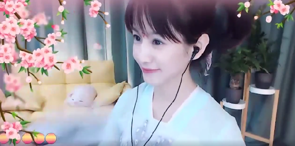 文儿唯美古装亮相，仿佛仙女下凡