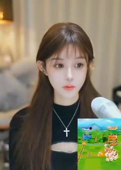 兰梦莎懵了，转播赛况期间被超！