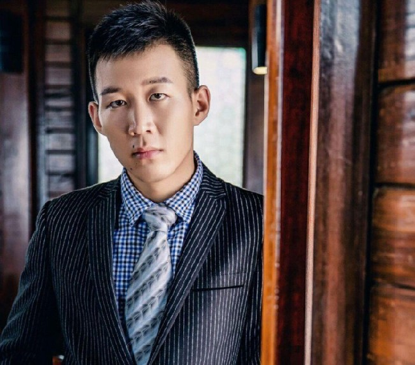 欢乐斗！小白龙礼让苏姗姗