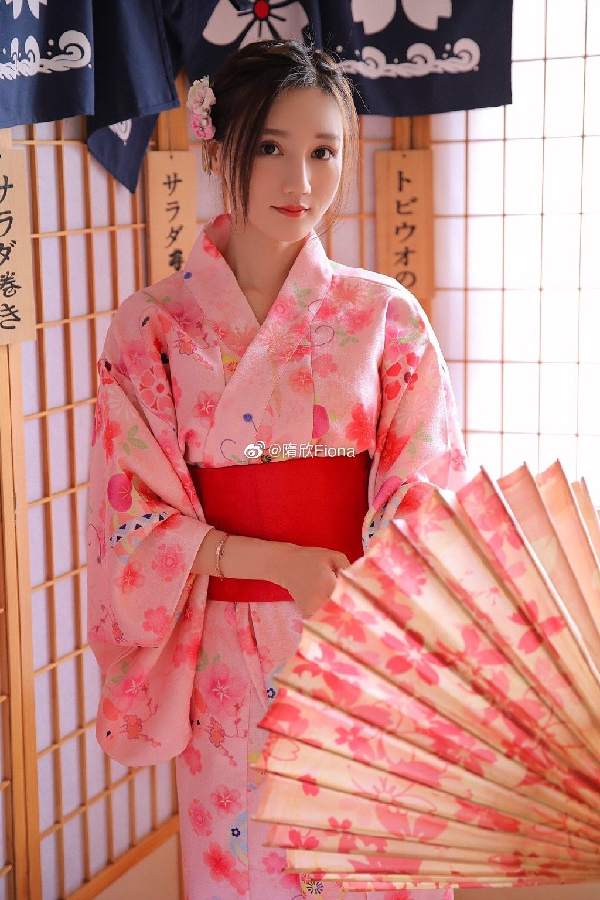 绝代佳人！小猫咪绝美写真