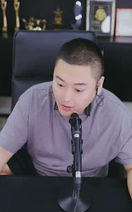 百度电母坦言，欣赏李先生10年了