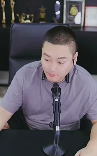 百度电母坦言，欣赏李先生10年了