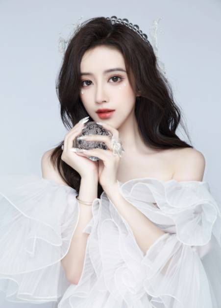 性感礼服惊艳四座？徐梦尧答谢会