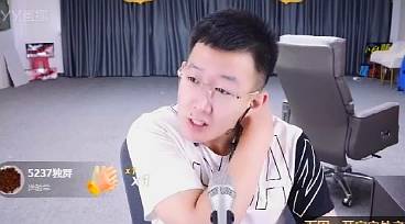 YY日报：华矩战小站，小白龙大哭