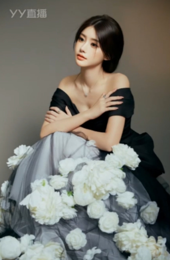 兰梦莎最新写真分享，美！