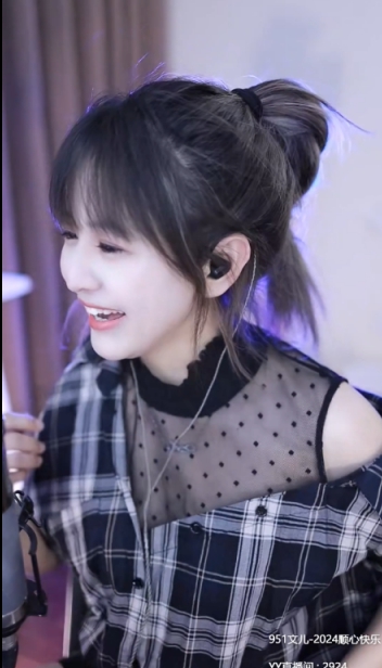 催文儿成家生娃，粉丝随份子等吃席！