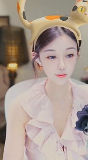 我对你怎么样？兰梦莎高声喊000回答！