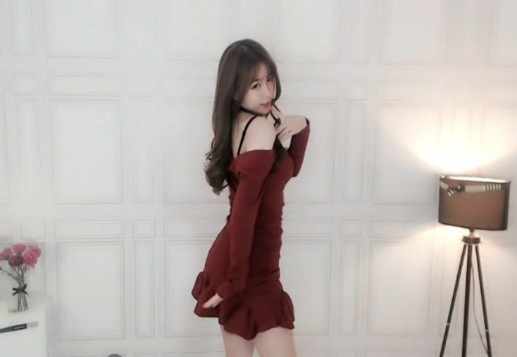 子谦哥上线，现身舞蹈主播频道