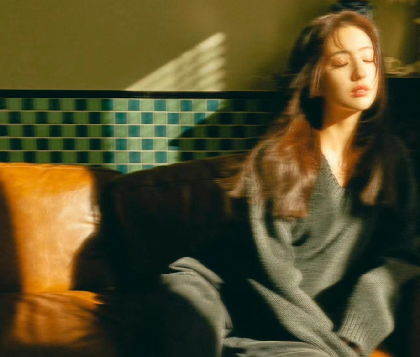 颜值天花板小佳琪